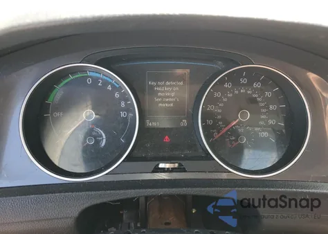 2016 Volkswagen E-Golf Se из США, поврежденный, VIN WVWKP7AU3GW915639